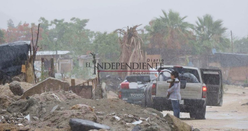 Denuncian a actores políticos lucrando con necesidad de familias durante  “Bud”