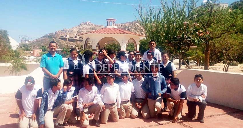 Estudiantes de albergue de Palo Escopeta realizan visita y recorrido por atractivos históricos de CSL