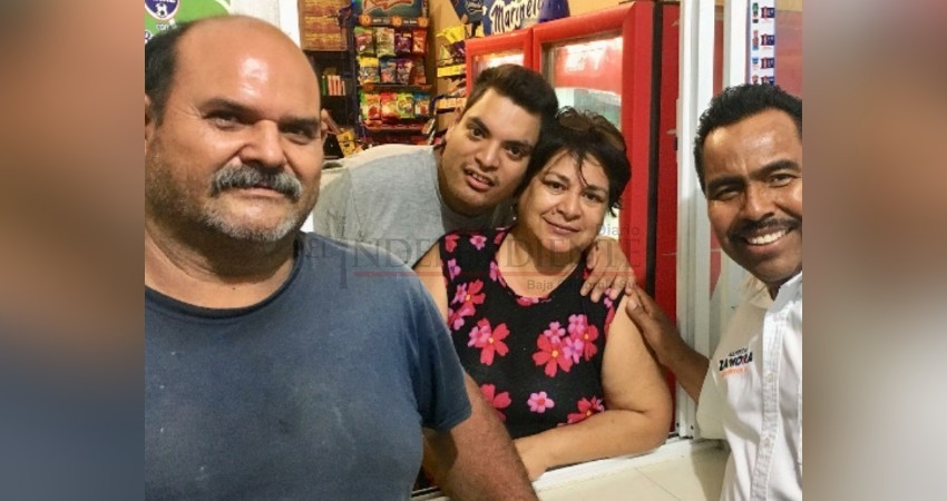 “Gestionaré amplio programa de pavimentación para colonias del Tercer Distrito”: Alfredo Zamora