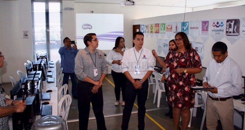 Verifica notario público que PREP se encuentre en ceros