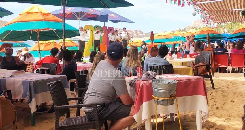 Venta en restaurantes repunta 30% durante el mundial