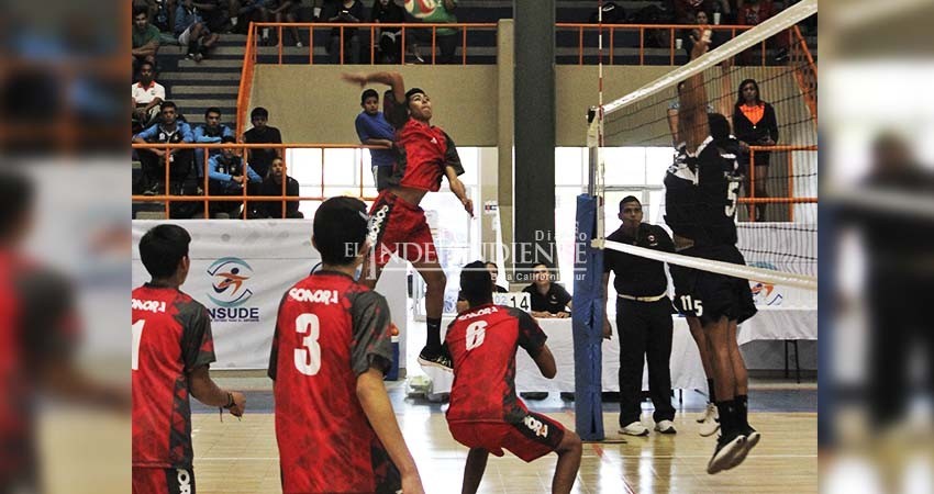 Organizan torneo estatal de voleibol máster