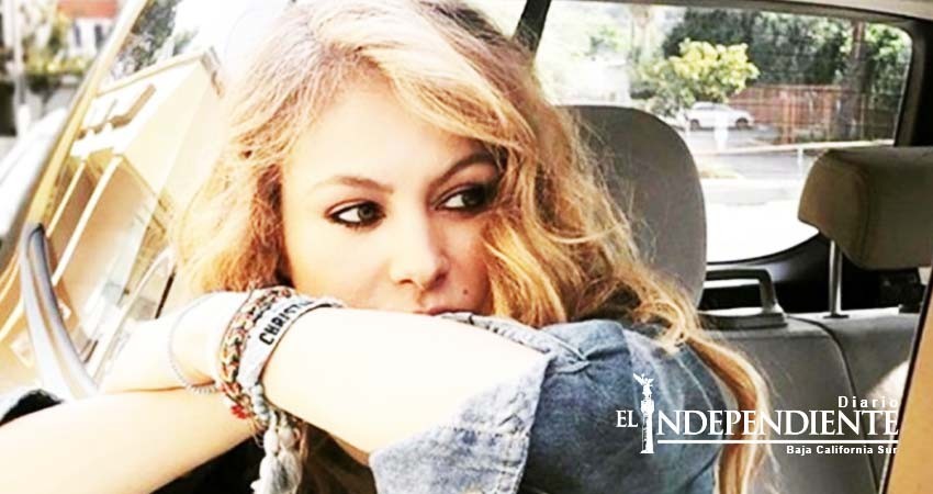 Paulina Rubio finge su muerte para campaña de Peta