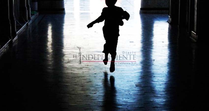 Niño de 12 años regresa sobre que se encontró con 43 mil pesos