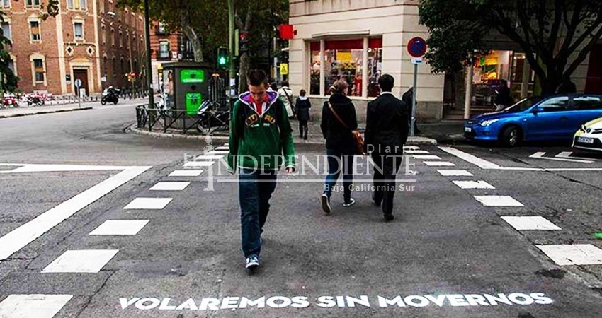 Cuidado, las calles de Madrid terminarán tapizadas de poesía