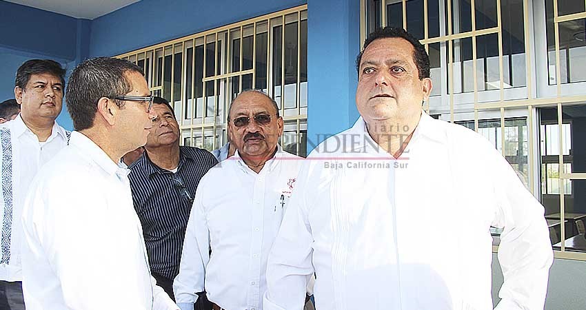 “Sería un error” derogar Reforma Educativa: Carlos Mendoza Davis