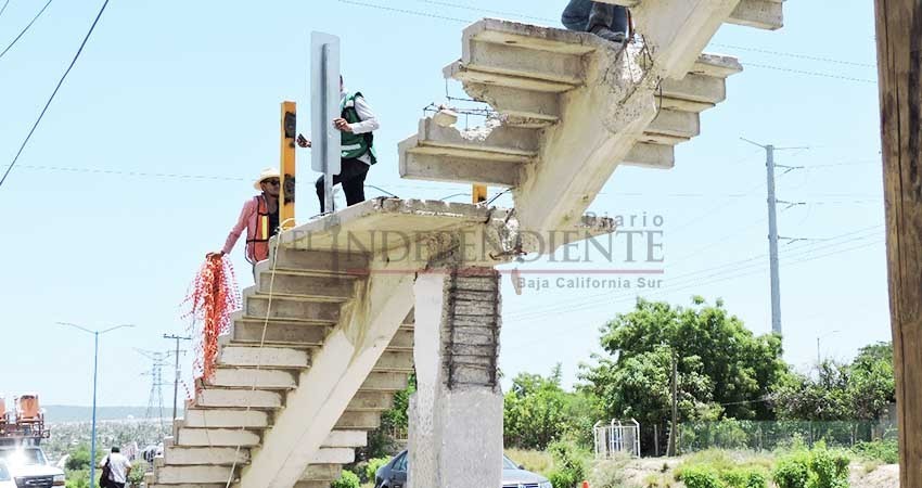 Por obras inconclusas de puentes, brinda PC vigilancia para garantizar seguridad peatonal en escuelas con cruceros peligrosos
