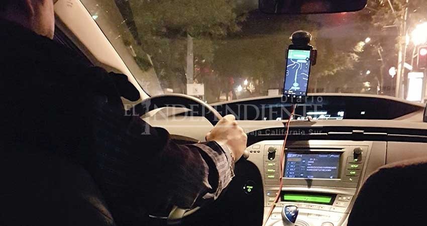 Pide Uber México evitar confrontación con taxistas en BCS