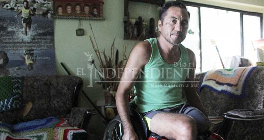 Atleta que perdió una pierna en accidente con militares exige indemnización