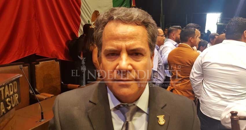 Ramiro Ruíz Flores queda como presidente del Congreso BCS