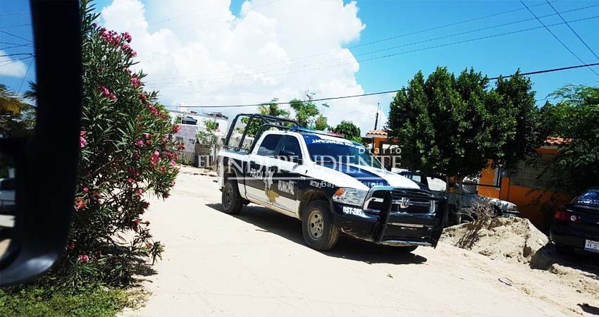 Pistola en mano, asaltan casa de empeño en la colonia Vista Hermosa