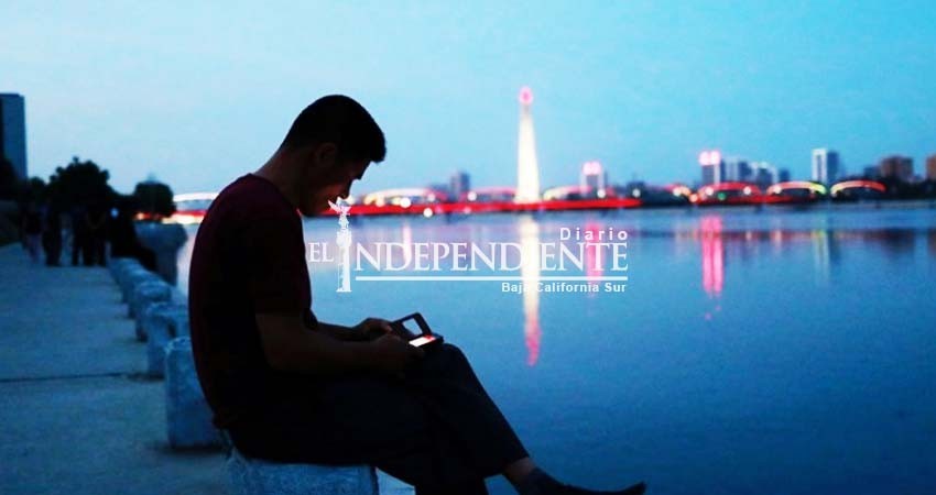 Celulares y redes sociales les roban el sueño a los adolescentes