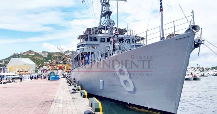 Llegan buques de la Armada Norteamericana al puerto de Cabo San Lucas
