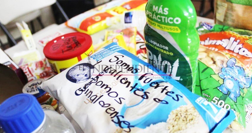 Continúa Cruz Roja Los Cabos embalaje de apoyo para afectados de Sinaloa