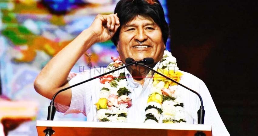 Evo Morales concede amnistía a expresidentes acusados de corrupción