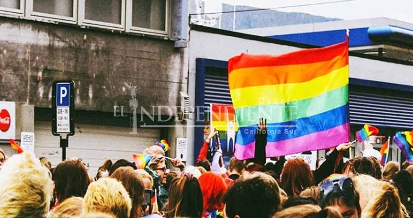 Facebook bloquea anuncios LGBT y la comunidad se enfurece