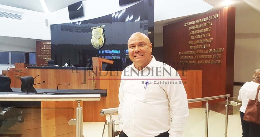 Oficial Mayor: Mi postura es 100% a favor de la austeridad en el Congreso