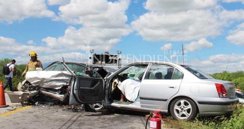 Un muerto y al menos cinco heridos, deja choque vehicular en Los Cabo