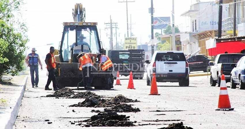 No hay recurso para instalar concreto hidráulico en las calles: Gobernador