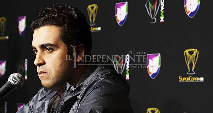 En caída libre, Necaxa cesó a Michel Leaño como DT