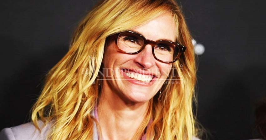 Julia Roberts es reconocida en los Premios InStyle
