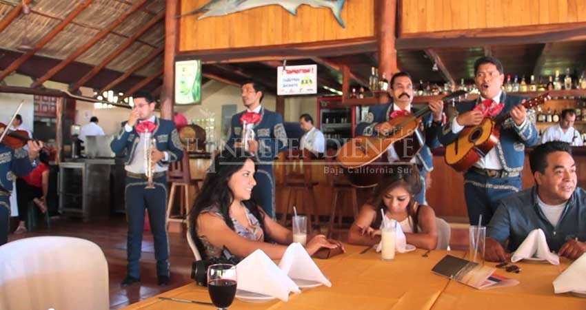 Cobran a restauranteros de Los Cabos por uso de música ambiental o en vivo en sus negocios