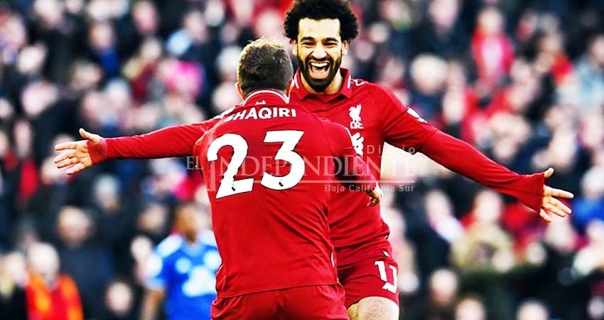 Con el Faraón Salah como gran líder, el Liverpool goleó y es líder de la Premier