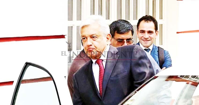 'Callaron cuando saquearon al país': Andrés Manuel López Obrador