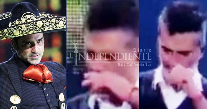 Alejandro Fernández genera polémica por extraño comportamiento en pleno show