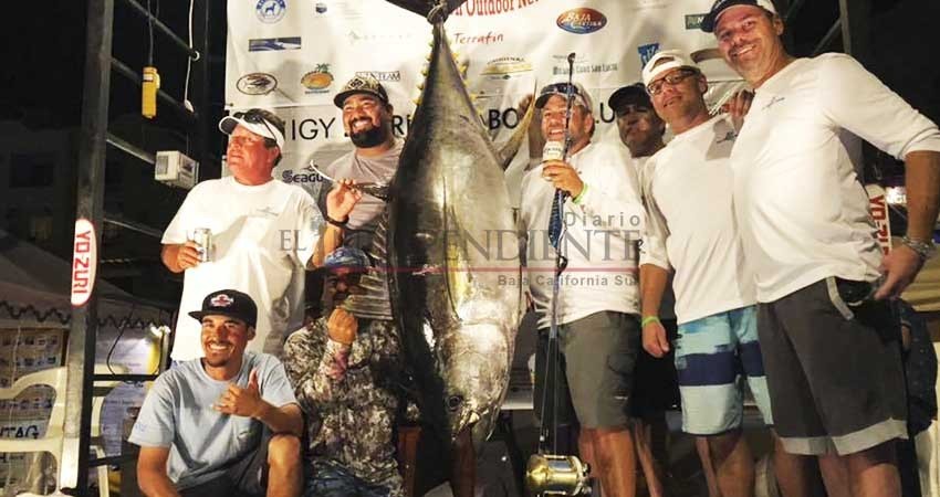 Atún de 272 libras da triunfo a Cloud Nine en torneo Tuna Jackpot