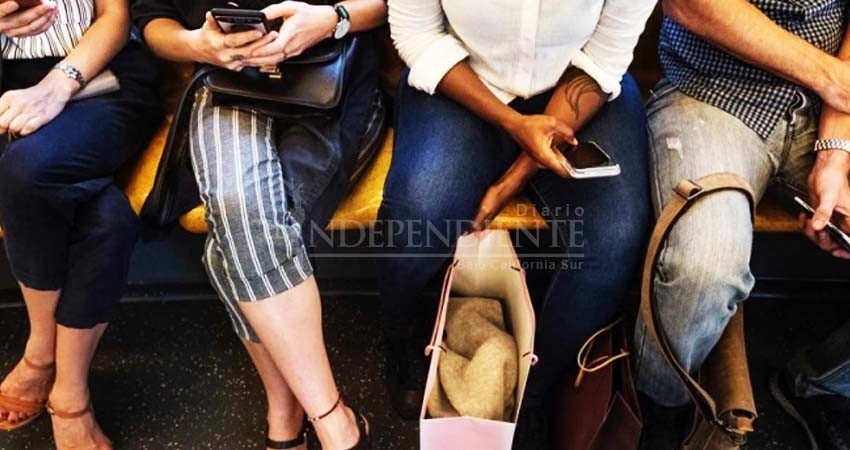 Cambiar de teléfono cada 2 años está matando al planeta