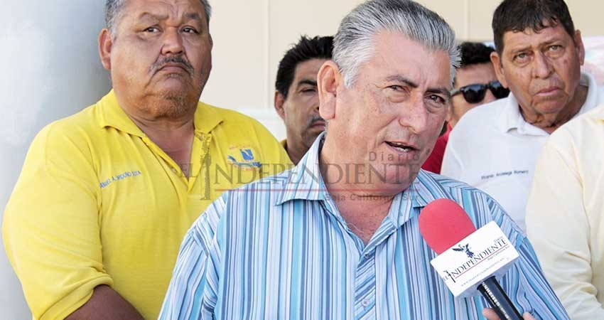 Taxistas piden mantener sistema de concesiones de transporte público