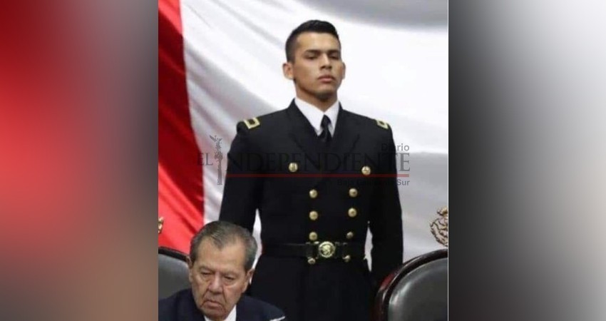 Sudcaliforniano roba cámara en toma de protesta de AMLO