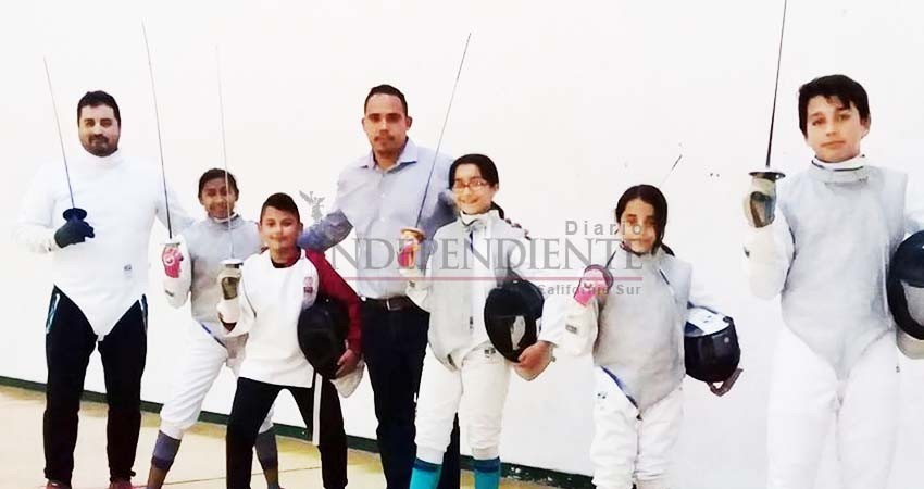 Loreto participará por primera vez en la disciplina de esgrima en la Olimpiada Estatal 2019