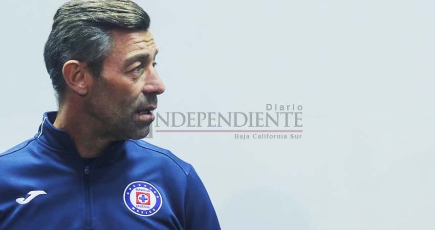Conozco jugadores de entrenamiento y de partido; Caixinha sobre Walter Montoya