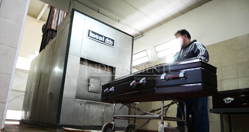 Reactivan el servicio de cremación en Panteones de La Paz