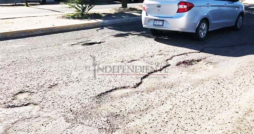 Se tendrá material y equipo suficiente para “baches” de La Paz