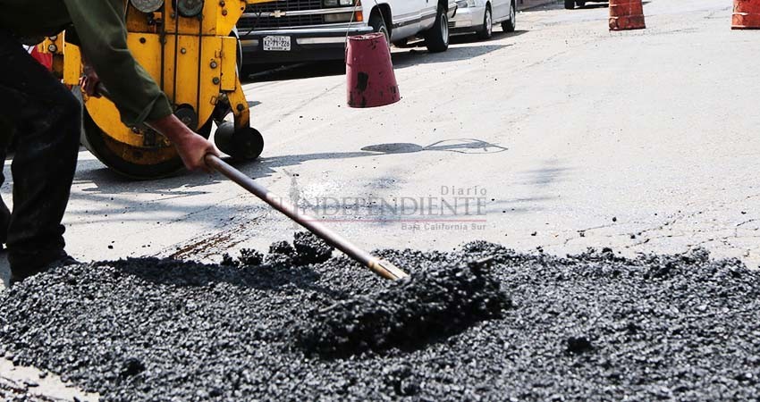 Invertirán 32 mdp para “bacheo” en 2019 a pesar de ser labor estatal: Ayto La Paz