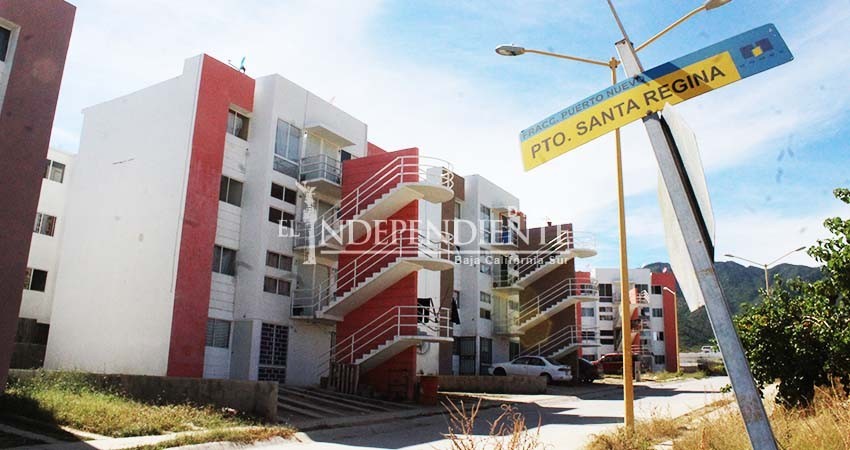 Piden vecinos de Puerto Nuevo se les apoye con la reparación de alumbrado público