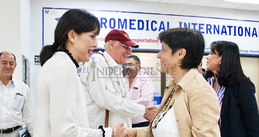 Entrega Dip. Quiroga Romero a Directora General de Conagua diagnóstico sobre situación del agua en BCS