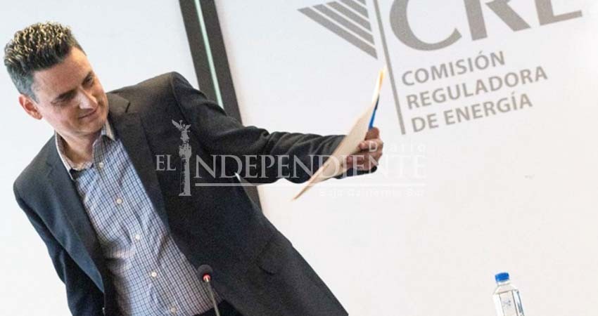 Culpa López Obrador a la CRE por 'grave crisis' de la CFE