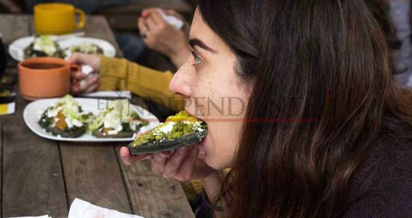 ¿Por qué las emociones te hacen comer compulsivamente?