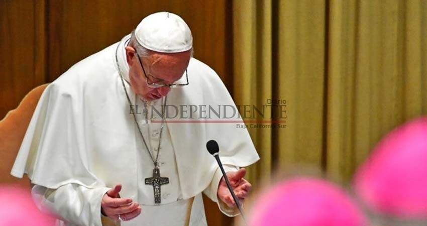 Papa pide ‘medidas concretas’ contra abusos sexuales a menores