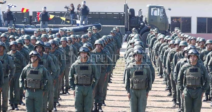 Pierde Maduro más de 120 militares por deserción
