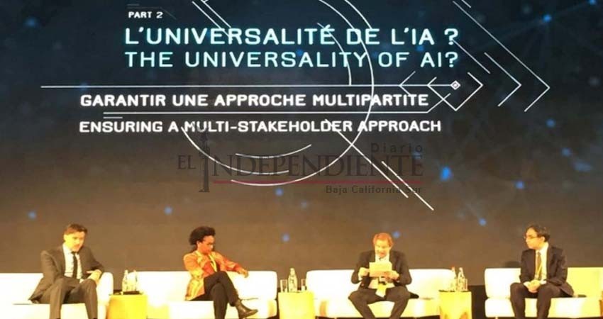 Gurría y Roemer en conferencia mundial de IA en la UNESCO