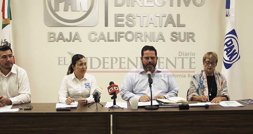 Elogia PAN a AMLO tras 100 días de gobierno; critica a Víctor Castro