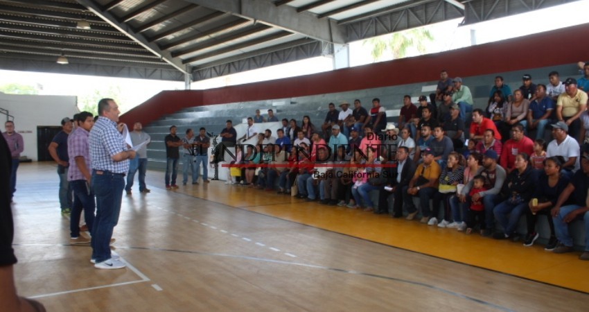 Con sorteo de puestos para la feria buscan evitar reventa