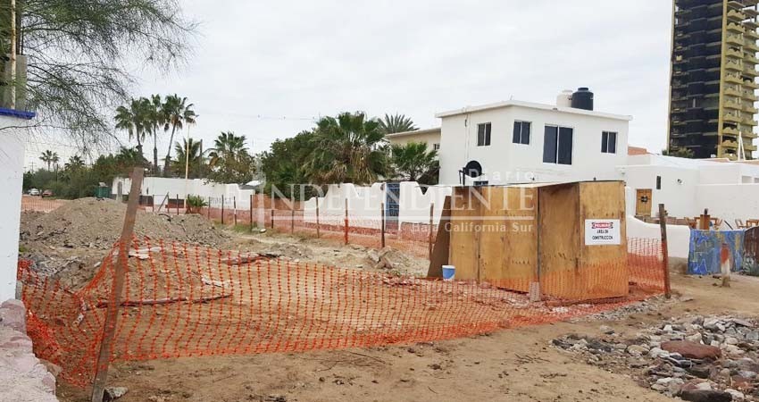 Denuncian al alcalde de La Paz y funcionarios ante la PGJE por abuso de autoridad