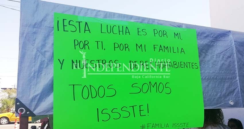 Pese a promesas de la federación suplentes del ISSSTE BCS no reciben respuesta 