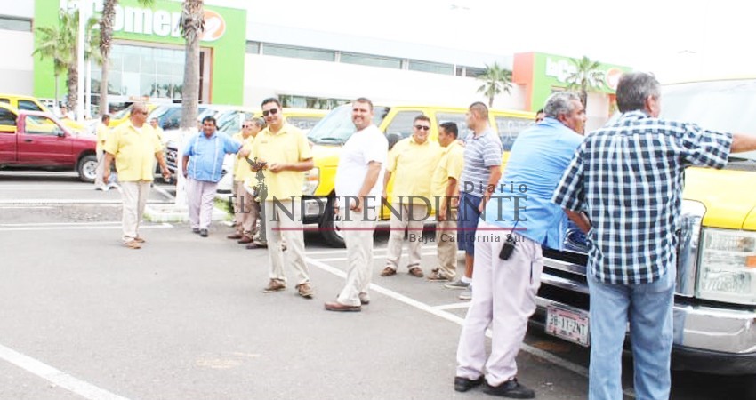 Ley de Movilidad no debe facilitar entrada a cualquier modalidad de taxi: Cota Montaño